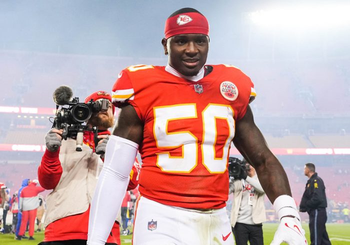 Chiefs LB Willie Gay Blasts Bengals Offense With One-Word Answer