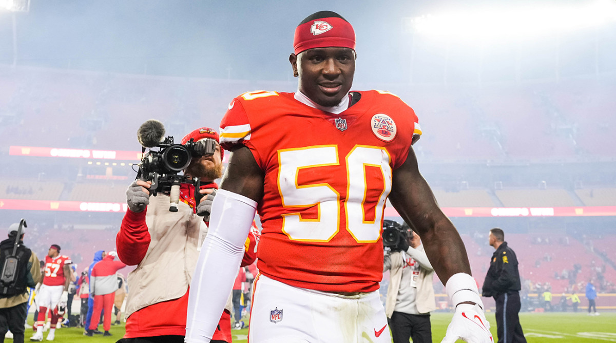 Chiefs LB Willie Gay Blasts Bengals Offense With One-Word Answer