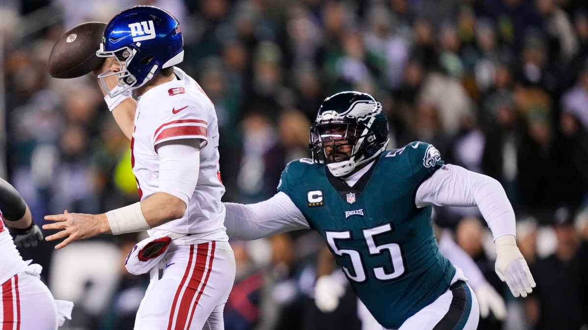 Eagles’ Brandon Graham Talked So Much Trash to Giants at Coin Flip