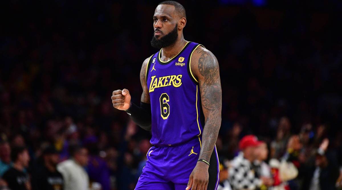 LeBron Defends Shannon Sharpe After Lakers-Grizzlies Incident