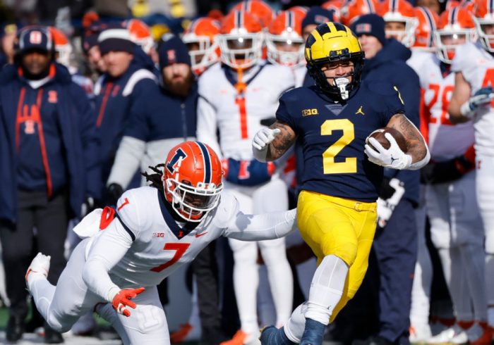 Michigan RB Blake Corum’s Car Was Reported Stolen From His Home