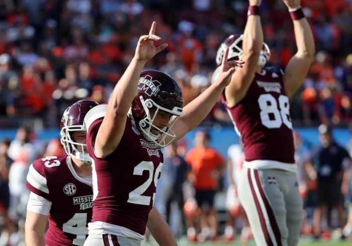 Mississippi State Covers Point Spread on Unhinged Final Play