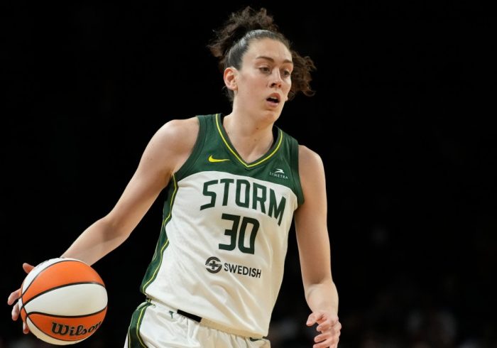 Report: Breanna Stewart Narrows WNBA Free Agency Choice to Storm, Liberty