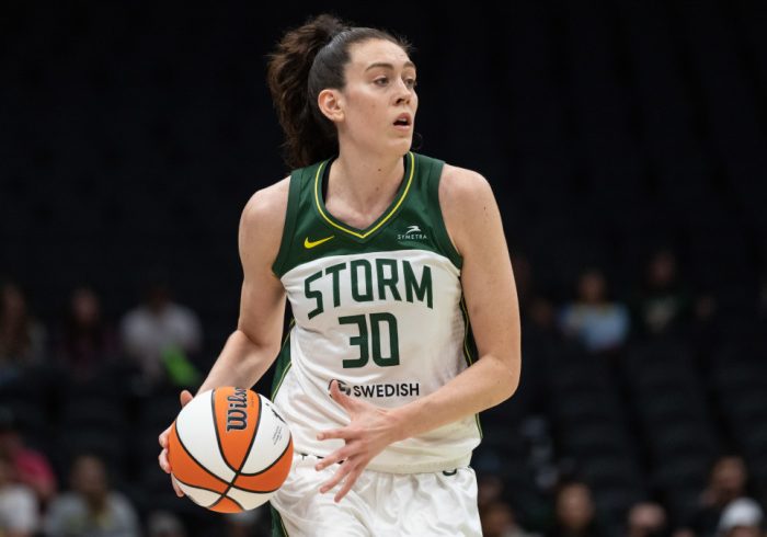 Report: Breanna Stewart to Meet With Multiple Teams in WNBA Free Agency