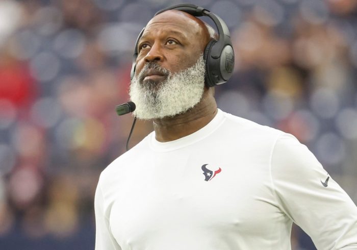 Report: Lovie Smith in Talks With Texans Over Job Status Concerns