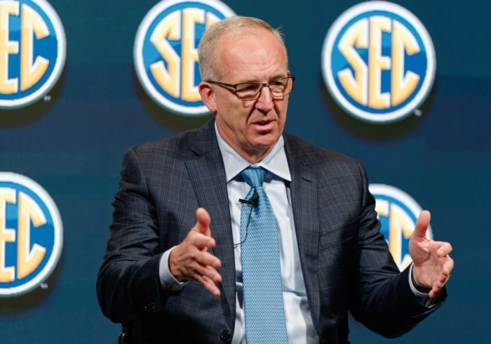 SEC’s Sankey Appears to Take Shot at Kevin Warren After Bears News