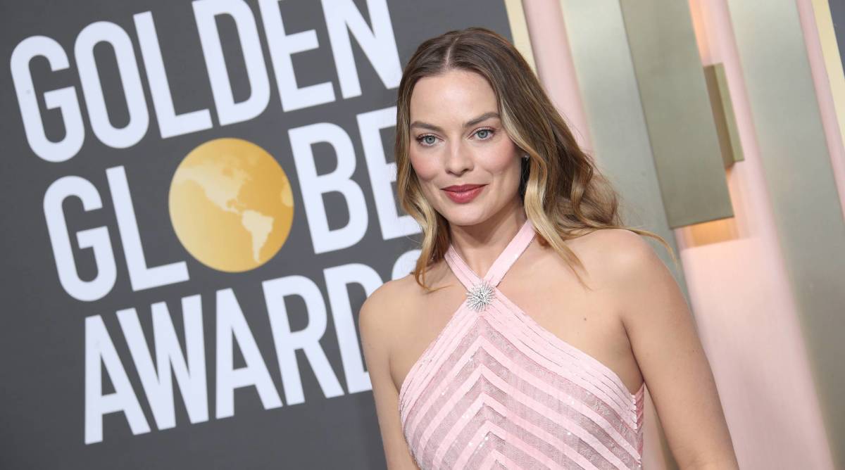 Sports World Links Random Athletes to Actress Margot Robbie