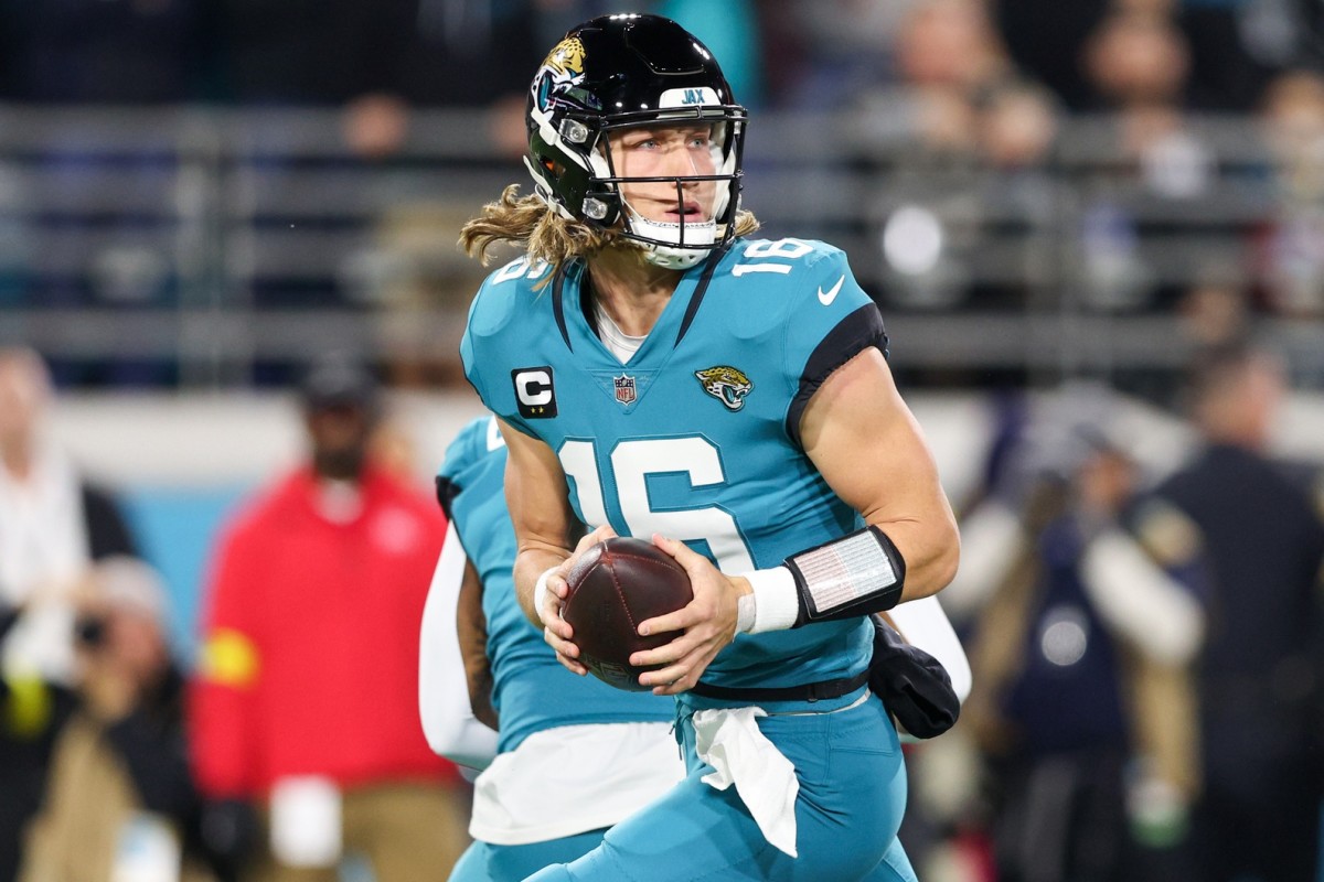 Trevor Lawrence Shares Waffle House Order After Jags’ Epic Comeback