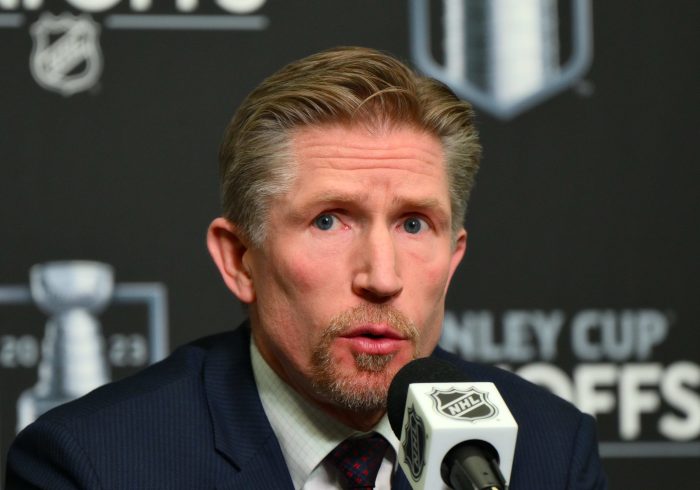 Kraken Stars Threatened to Refuse to Play for Dave Hakstol Again, per Report
