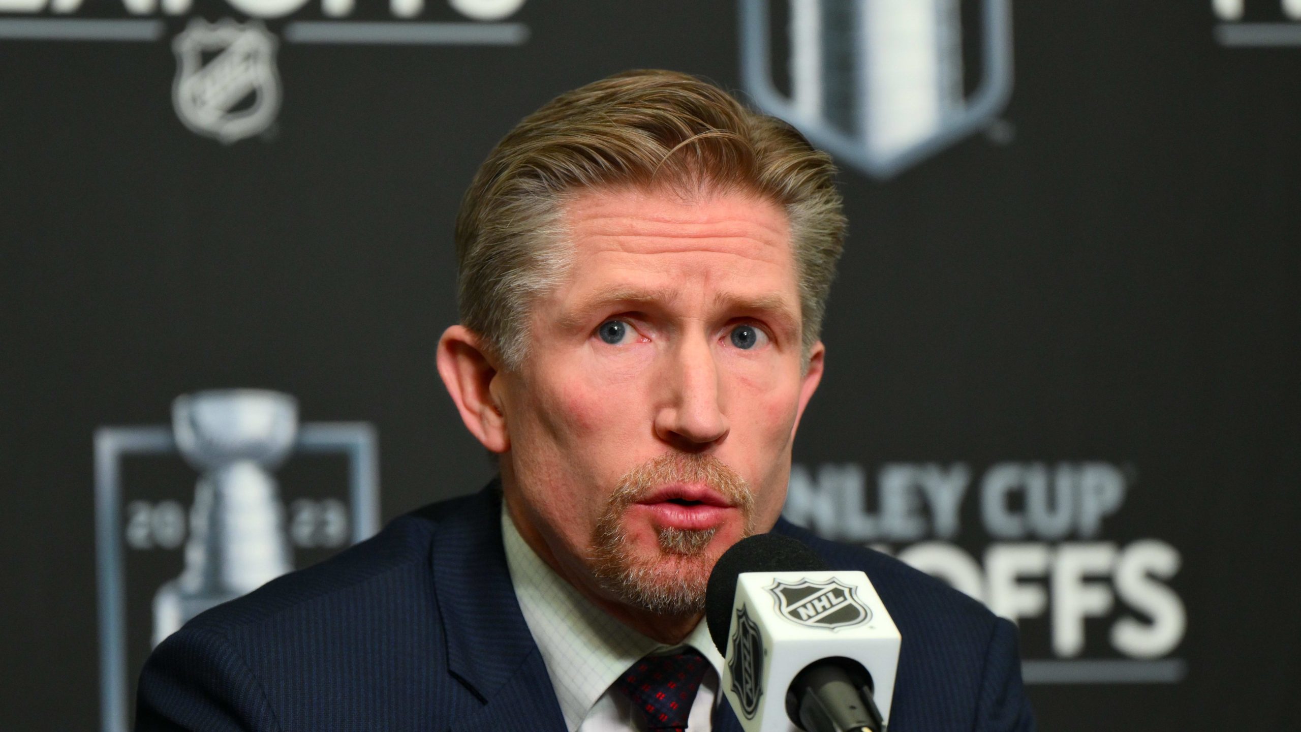 Kraken Stars Threatened to Refuse to Play for Dave Hakstol Again, per Report