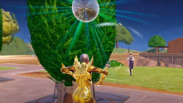 The effects of the Boogie Bomb in Fortnite is to dance.