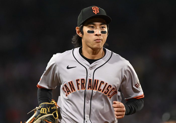 Giants' Jung Hoo Lee Totally Redeems Himself After Embarrassing Miscue in Outfield
