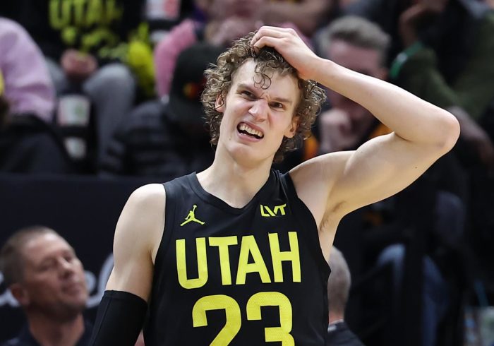 Jazz Have Jaw-Dropping Asking Price for Potential Lauri Markkanen Trade, per Report
