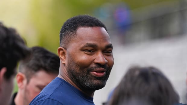 32 NFL Teams in 32 Days: It’s All About Jerod Mayo and Drake Maye in New England