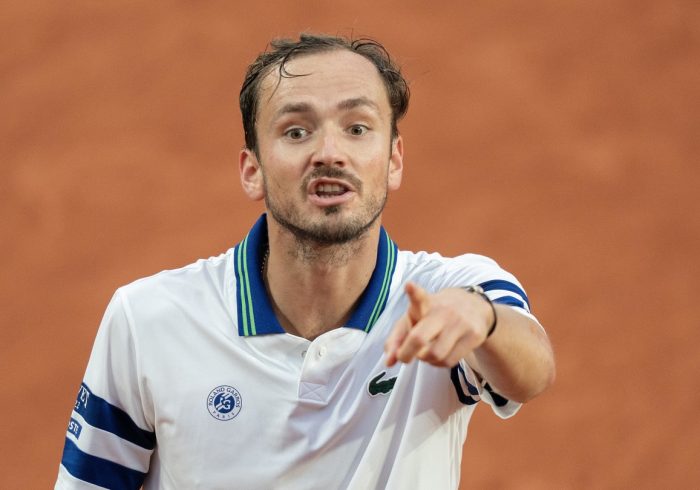 Daniil Medvedev Offers Best Line of the French Open After Reaching Fourth Round