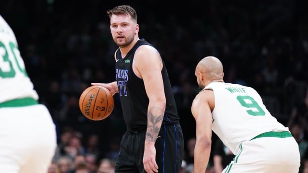 Kristaps Porzingis Makes Immediate Impact in Return From Injury As Celtics Rout Mavericks